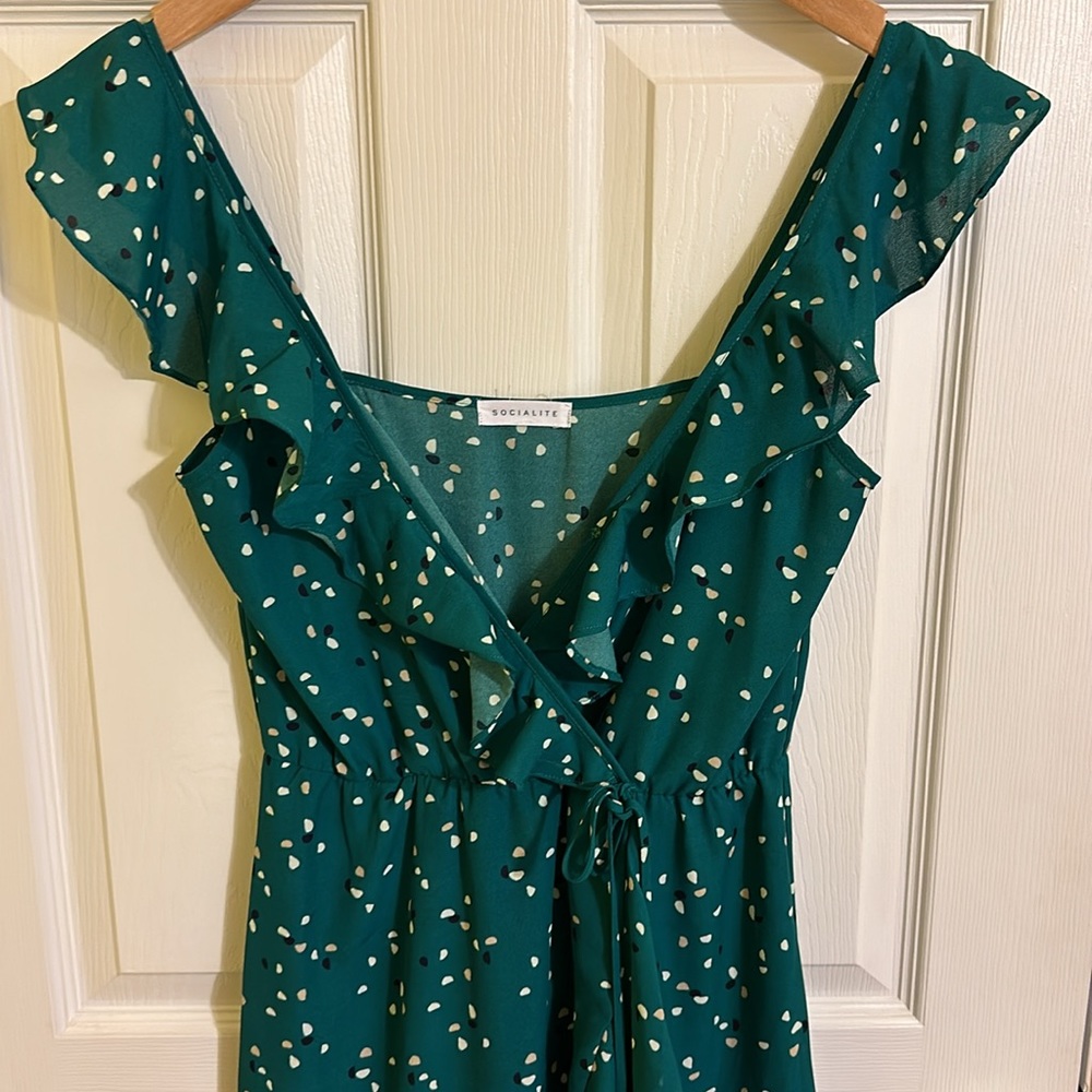 Socialite green ruffle print wrap dress